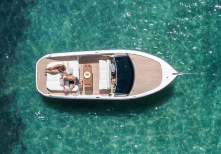 Une batterie marine au lithium de 100 Ah est-elle le choix idéal pour les besoins énergétiques de votre bateau&nbsp;?